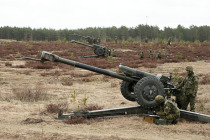 Эстонские артиллеристы в Адажи