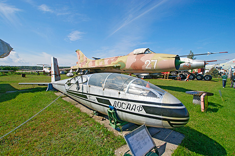 Авиационный полк под Ригой
