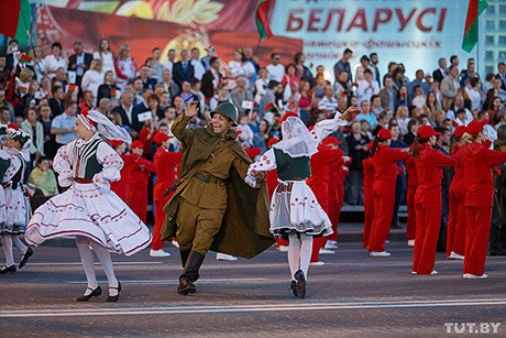 Юбилейный парад в Минске