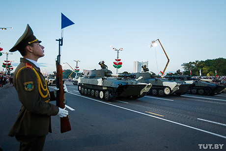 Юбилейный парад в Минске