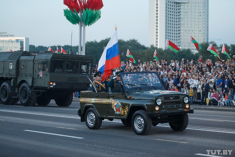 Юбилейный парад в Минске