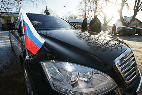 Семь патронов в револьвере Нагана