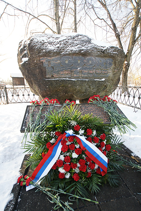 Семь патронов в револьвере Нагана