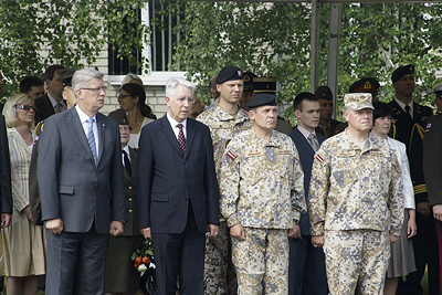 Смена командира НВС