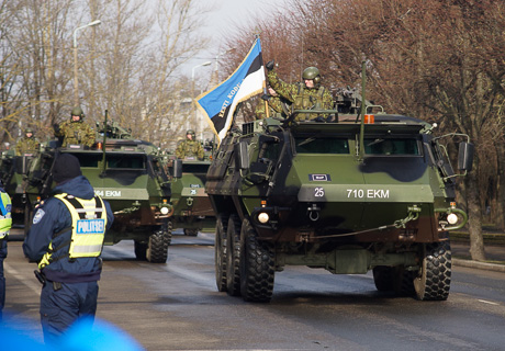 Военный парад в Пярну