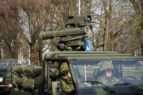 Военный парад в Пярну