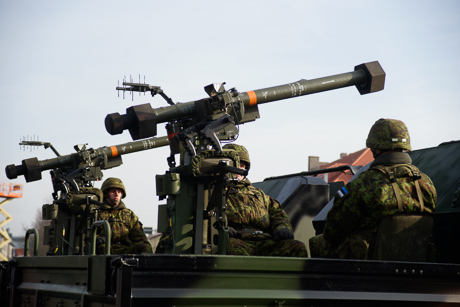 Военный парад в Пярну