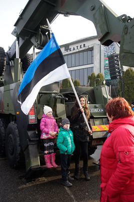 Военный парад в Пярну