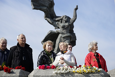 Празднование 9 мая 2014 года в Риге