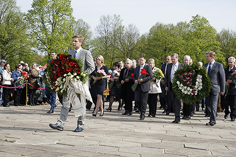 Празднование 9 мая 2014 года в Риге