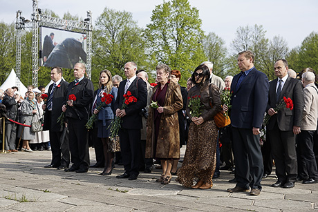 Празднование 9 мая 2014 года в Риге