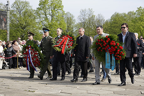 Празднование 9 мая 2014 года в Риге