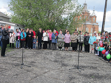 Мемориальная доска в Туровке