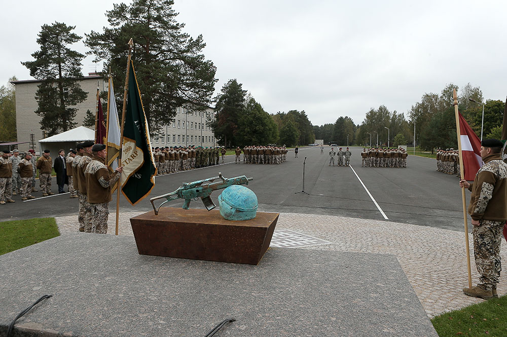Памятник павшим войнам