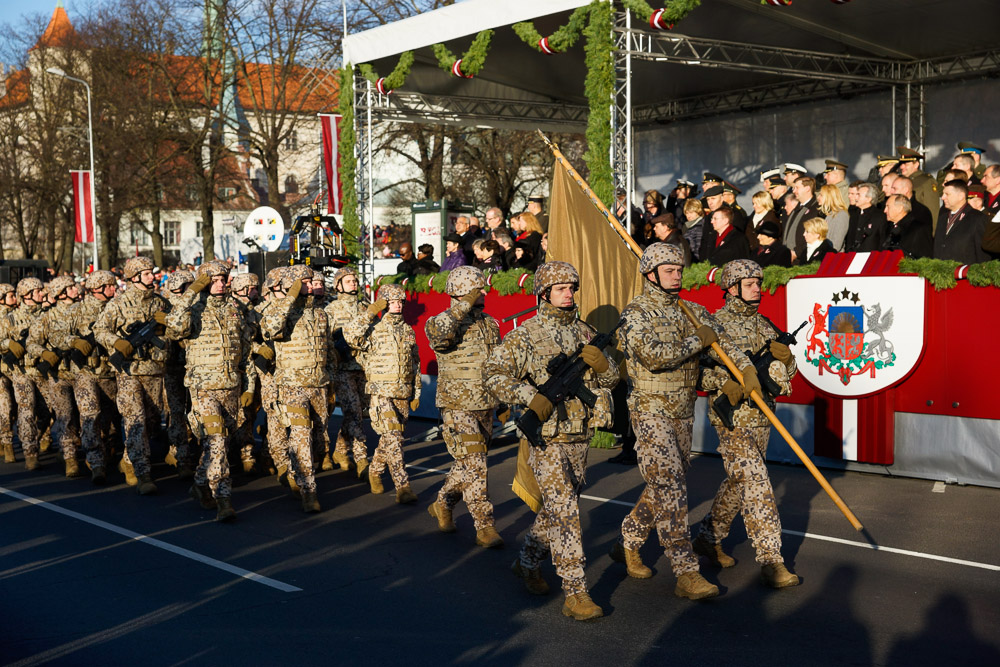 Парад на набережной 2014