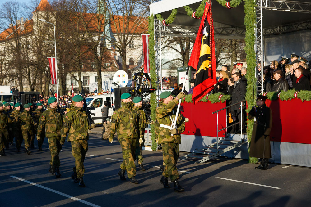 Парад на набережной 2014