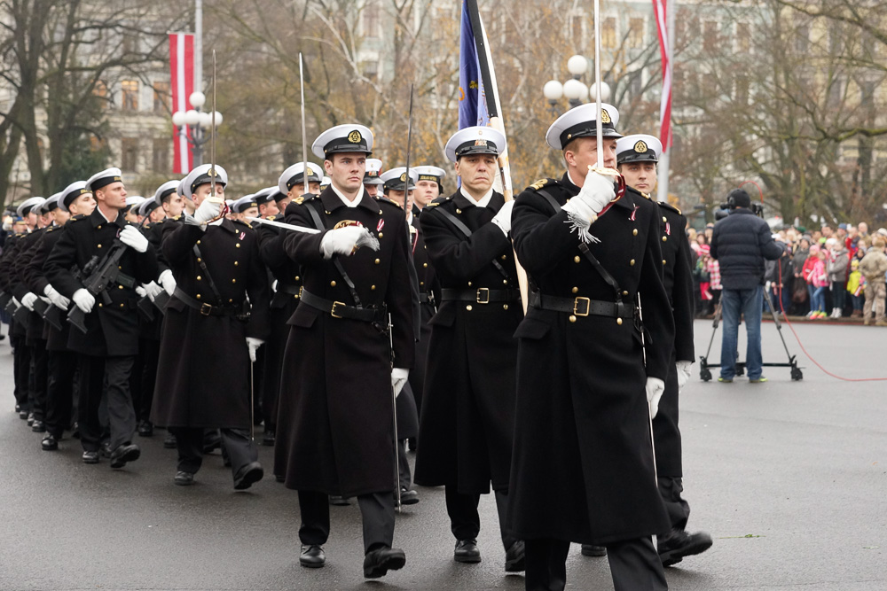 Парад в День Лачплесиса 2014