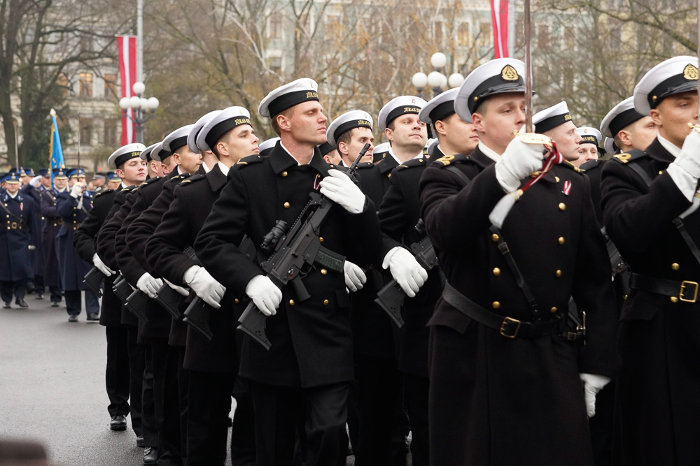 Парад в День Лачплесиса 2014