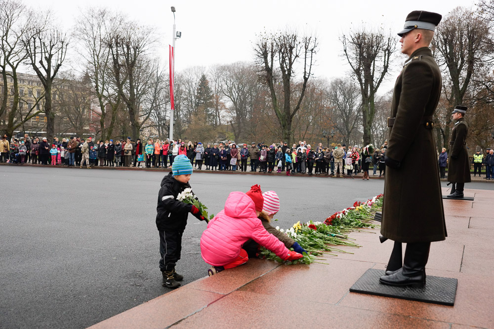 Парад в День Лачплесиса 2014