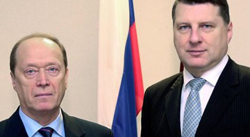 Посол России в Латвии Александр Вешняков встретился с министром обороны Латвии Раймондом Вейонисом