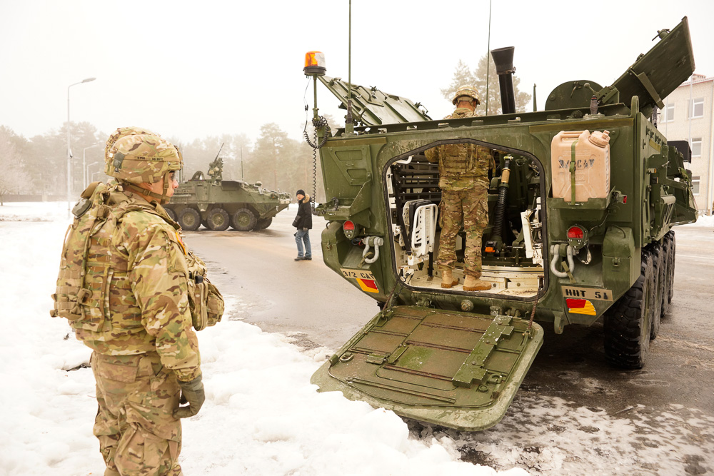 2-ой Кавалерийский в Адажи: Stryker