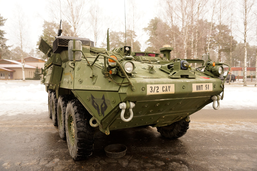 2-ой Кавалерийский в Адажи: Stryker