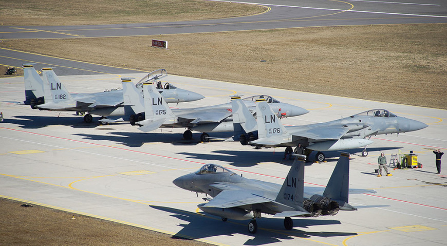 F15 Eagle американских ВВС на авиабазе Шяуляйа15