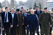 Президент Литвы посетила учебный полк