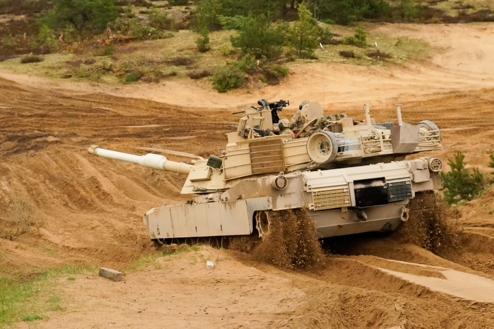 Стрельба Abrams M1A2 в Адажи