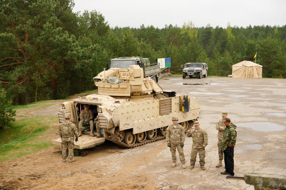 Стрельба Abrams M1A2 в Адажи