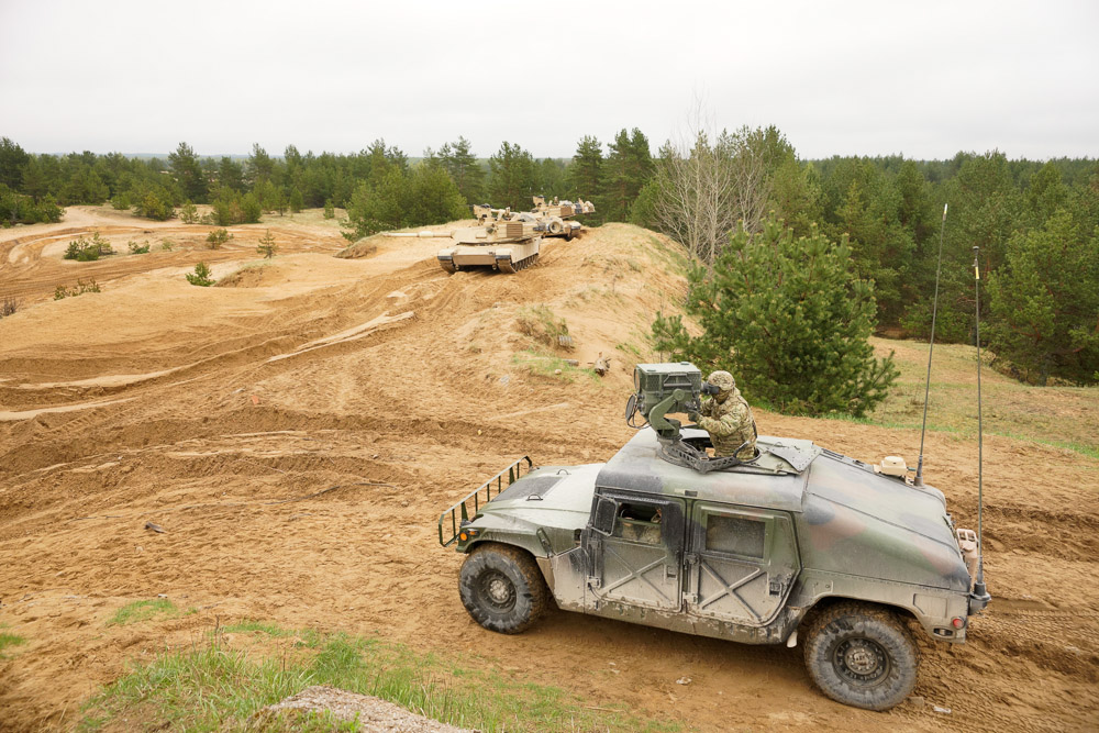 Стрельба Abrams M1A2 в Адажи