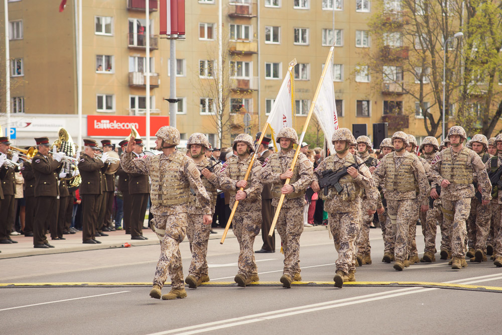 Елгава 4 мая: Парад войск