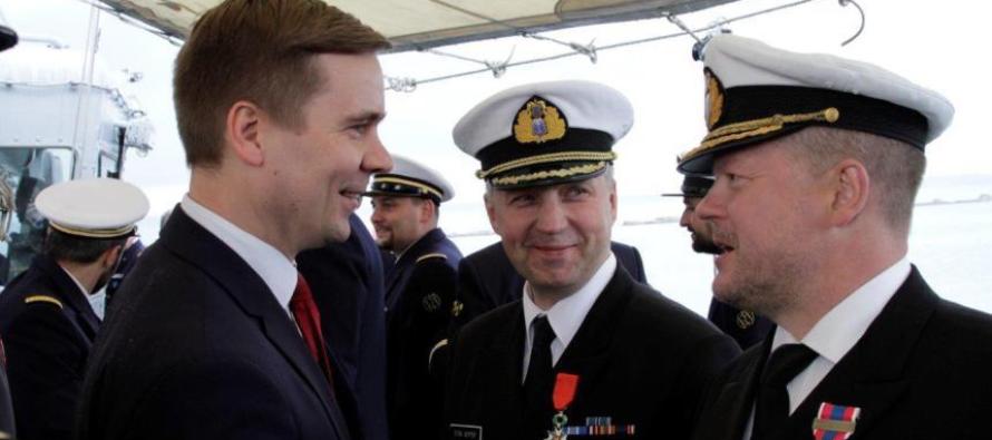 Командующий ВМС Эстонии получил орден Почётного легиона