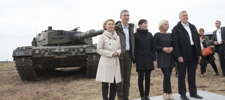 Генсек НАТО в Польше на учениях сил VJTF