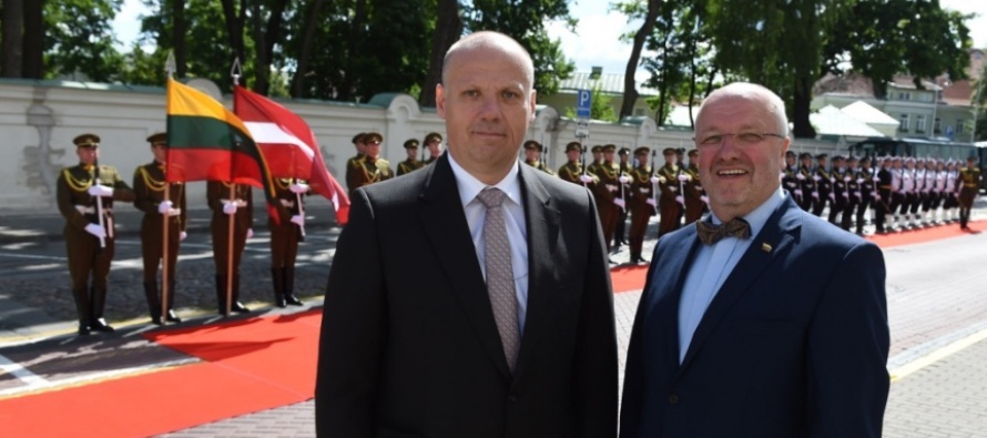 Встреча министров обороны Латвии и Литвы