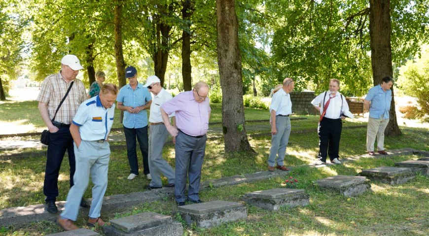 Воинское братское кладбище в Екабпилсе