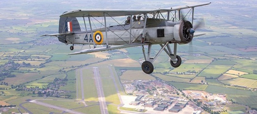 Старейший в мире биплан Fairey Swordfish снова в строю