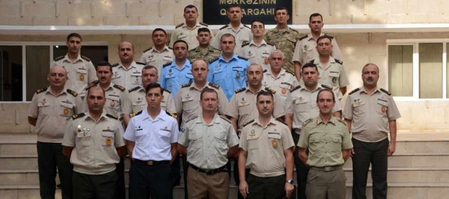 Тренировочная группа НАТО провела тренинг в Баку