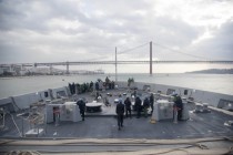Корабль-док USS Arlington прибыл в Лиссабон