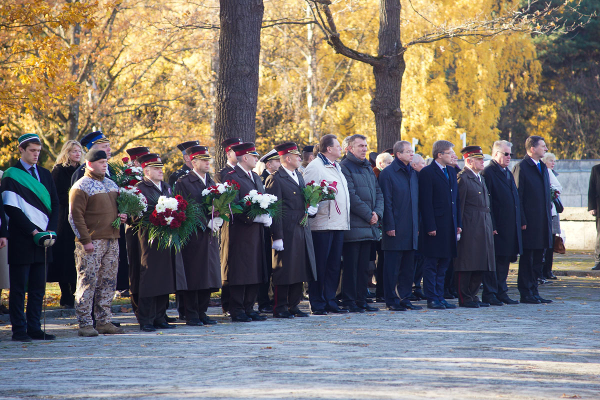 Братское кладбище — 100 лет