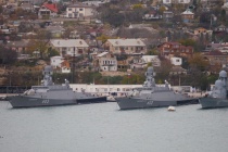 Новейшие ракетные корабли прибыли в Севастополь
