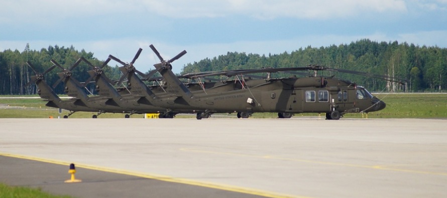 Ротация вертолётов «Black Hawk» в Латвии