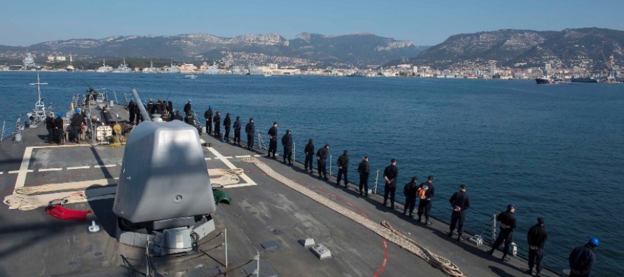 USS Porter прибыл в Тулон, Франция