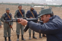 Россия подарила Афганистану 10000 автоматов АК
