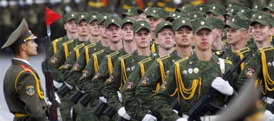 Армия Беларуси насчитывает 65 тысяч человек