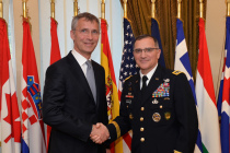 Приём нового командующего силами НАТО
