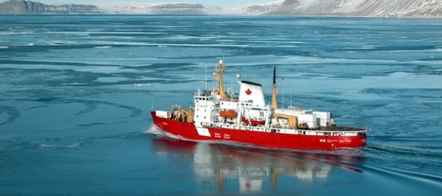 Канада увеличитвоенное присутствие в Арктике