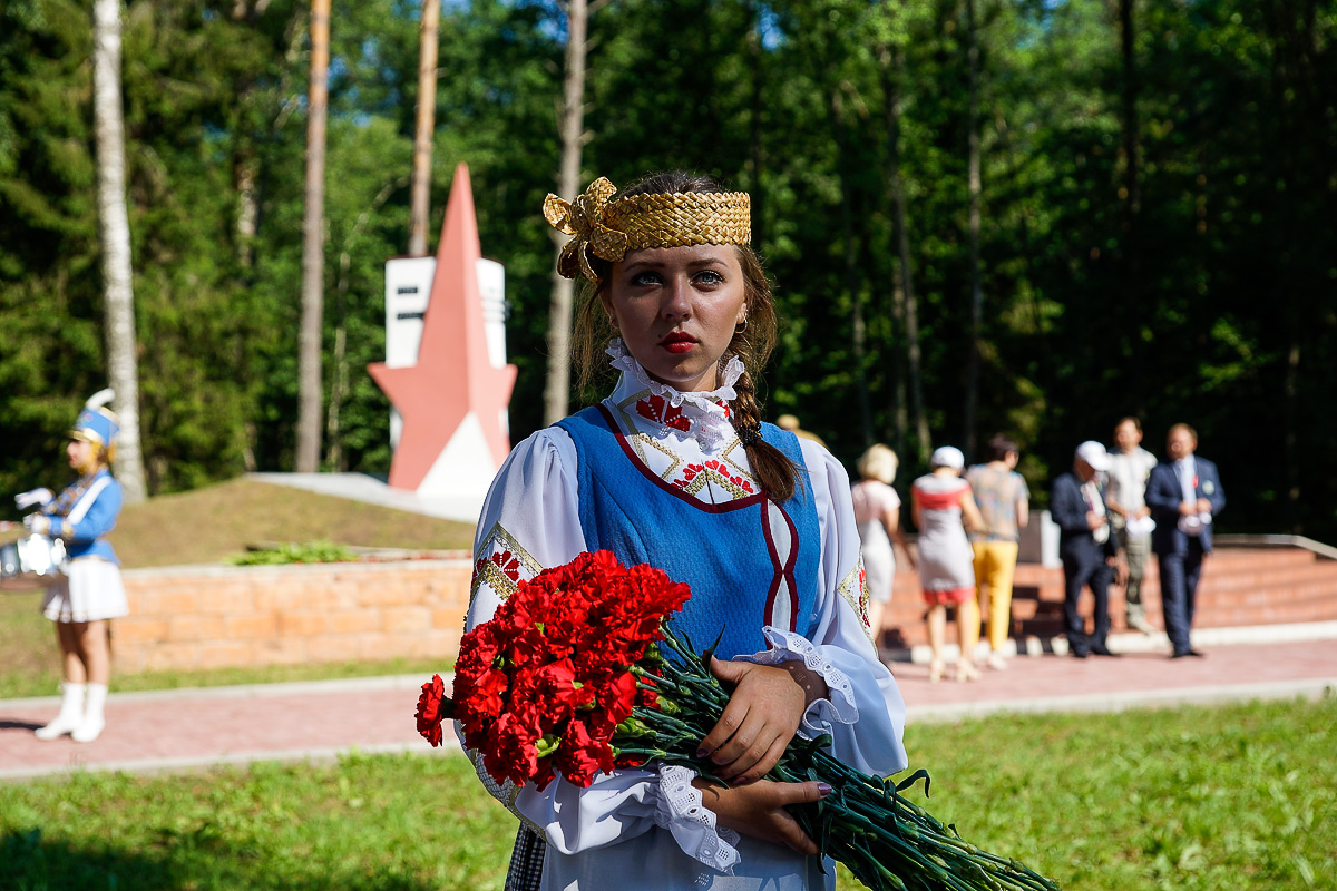 Курган Дружбы 2016: Возложение цветов