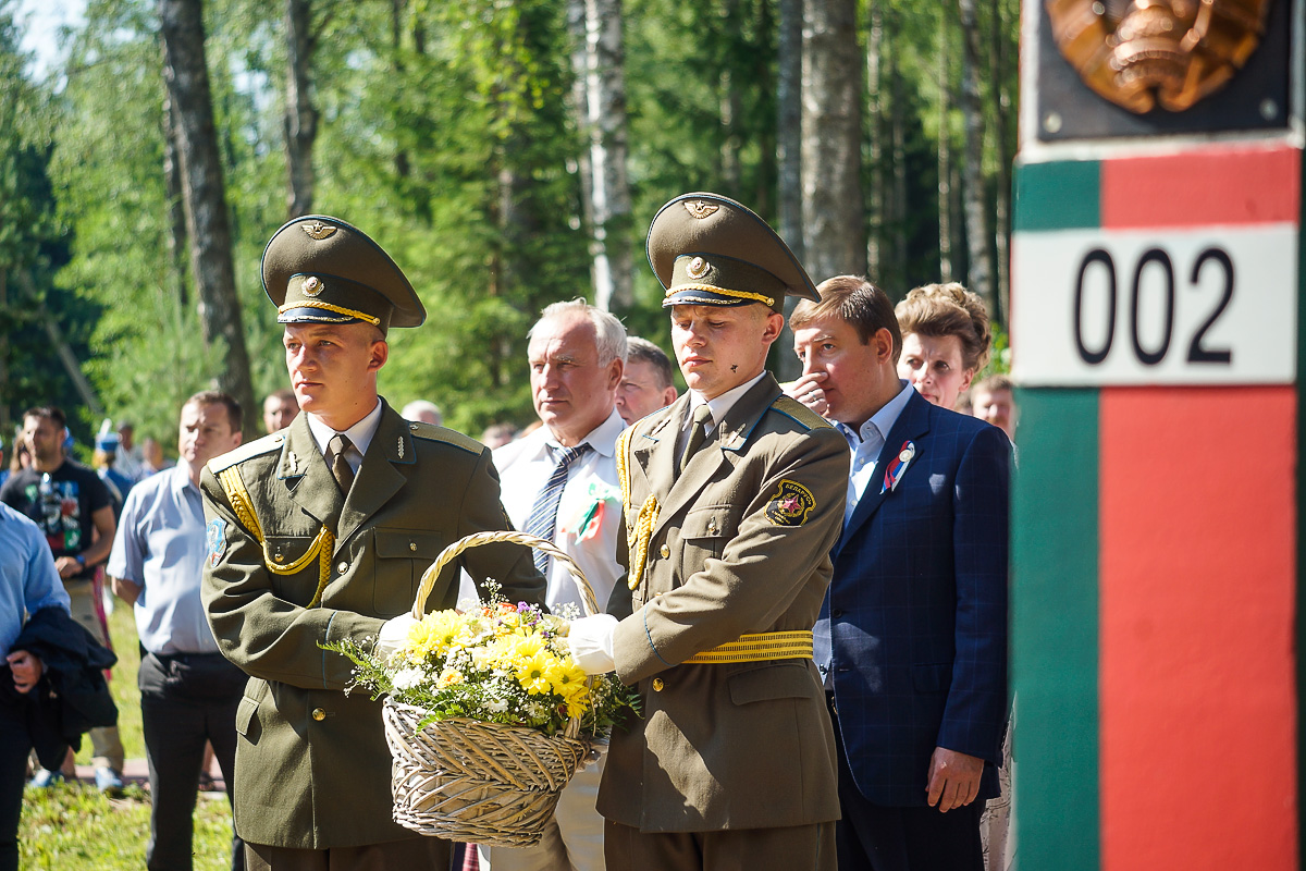 Курган Дружбы 2016: Возложение цветов