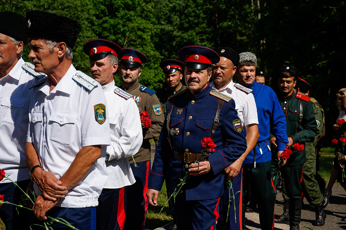 Курган Дружбы 2016: Возложение цветов